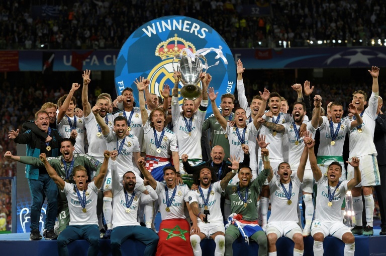 حكيمي مع ريال مدريد في دوري الأبطال